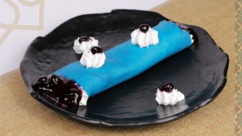 Cheesecake Roll Crepe Blueberry