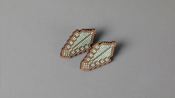 Ghurzet - Wooden Embroidered Pistachio Earrings
