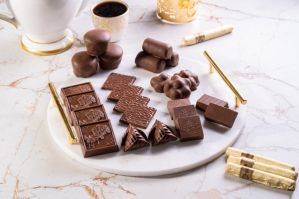 شوكولاة القيسي عيد جديد - لبنانية